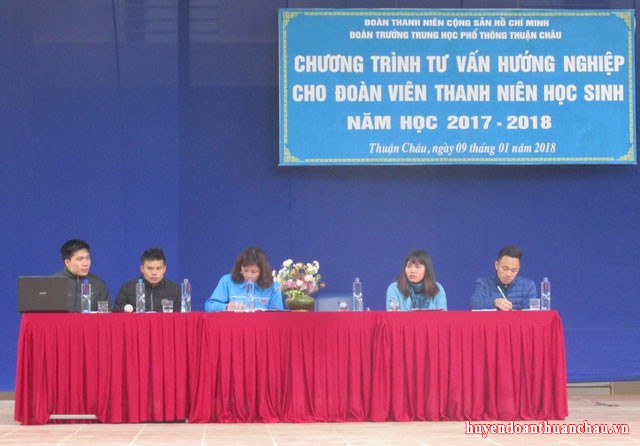 BẢN TIN VỀ HOẠT ĐỘNG HƯỚNG NGHIỆP CHO ĐVTN HỌC SINH